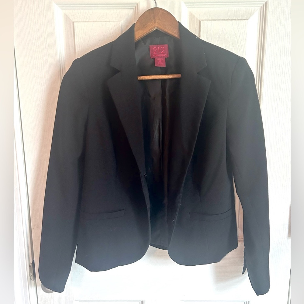 Forever 21 Classic Black Women's Blazer - Picture 2 of 4